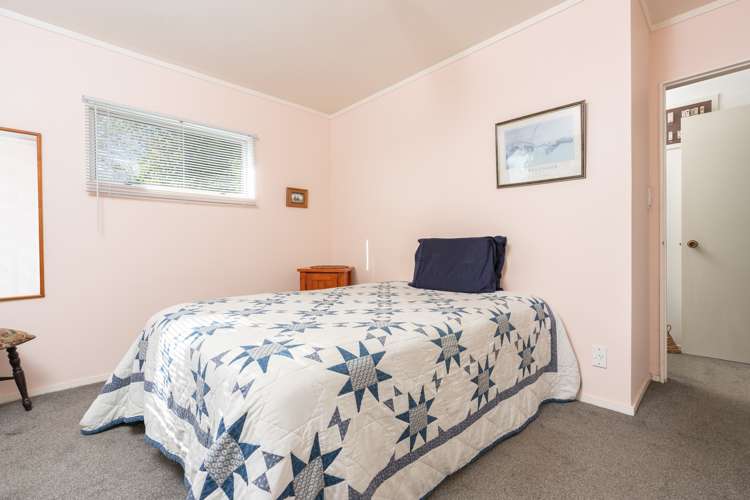 17 Earls Place Onerahi_9