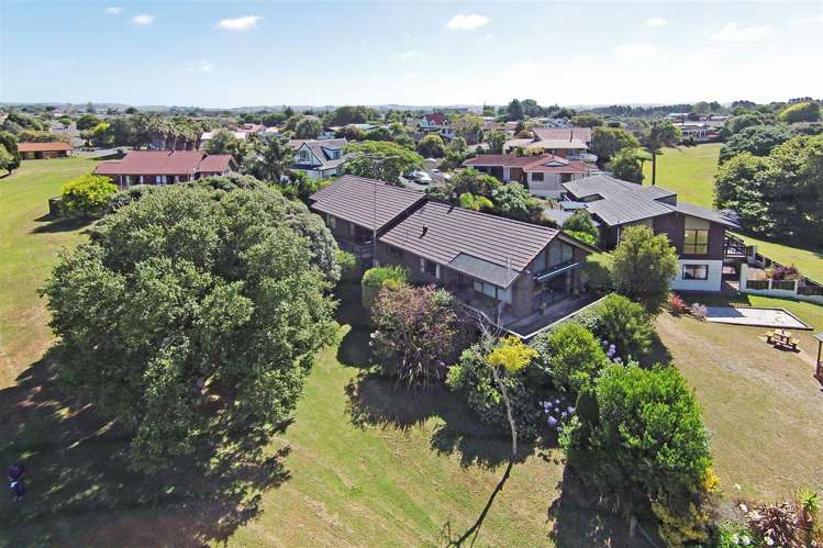 29 Riverside Drive Waiuku_15