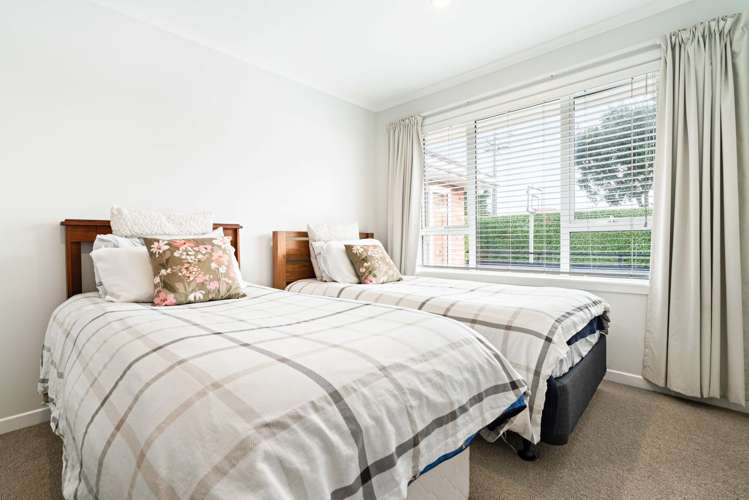 71 Wallace Road Mangere Bridge_14