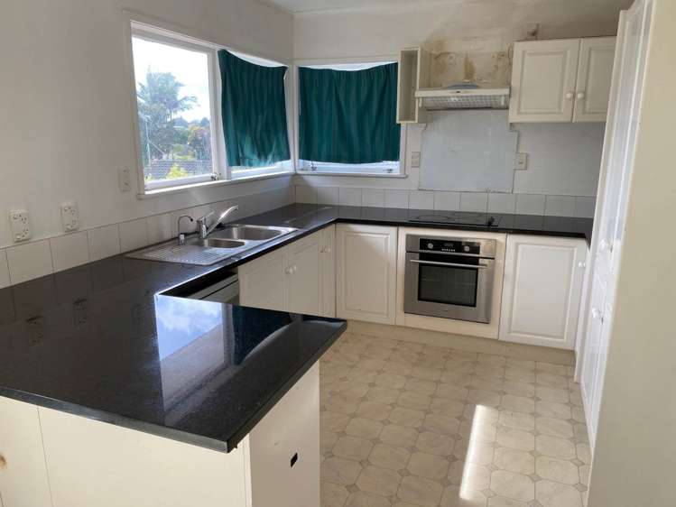 1/11 The Rosebowl Sunnyhills_6