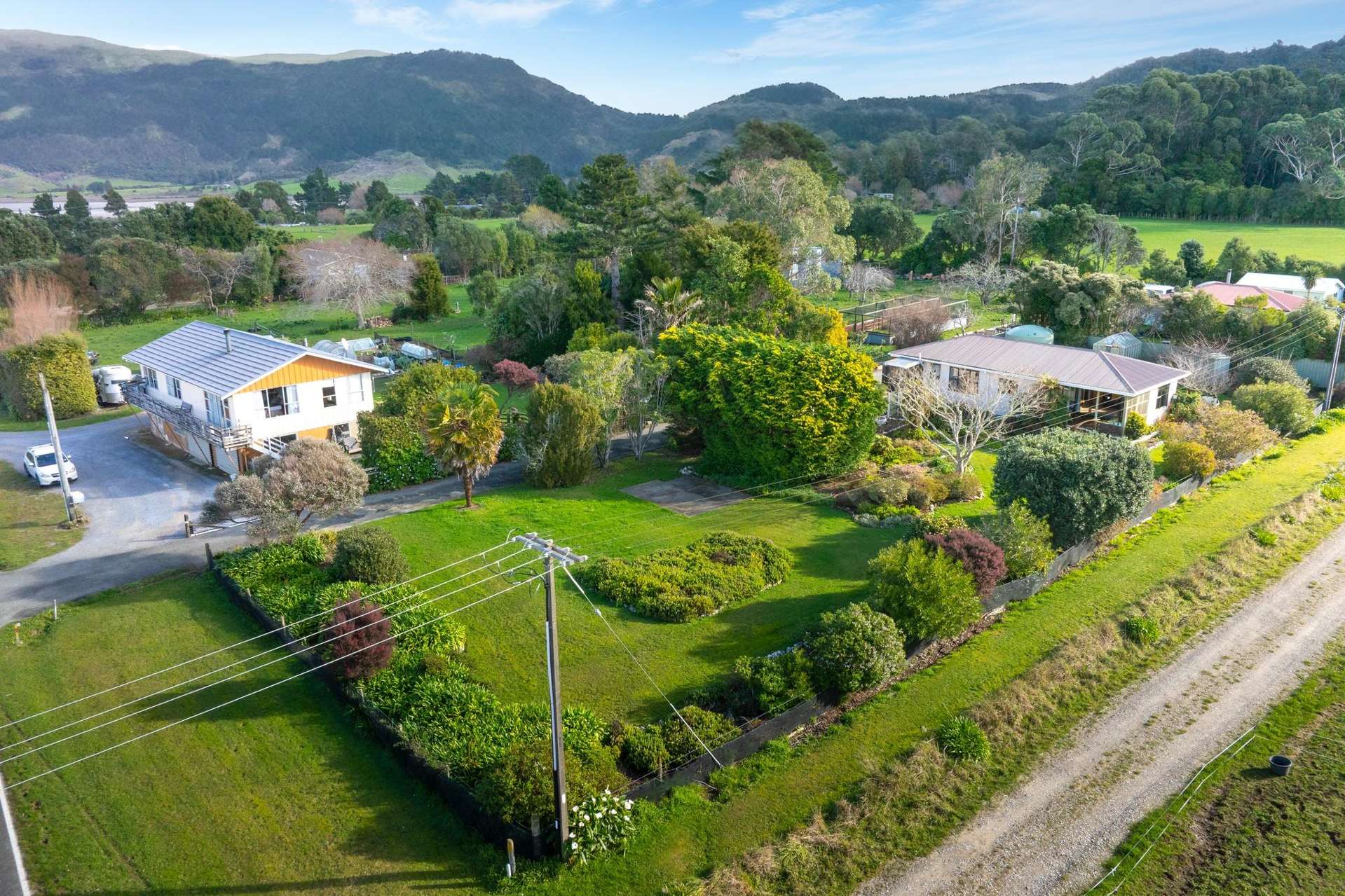 1325 Collingwood-puponga Main Road Pakawau_0