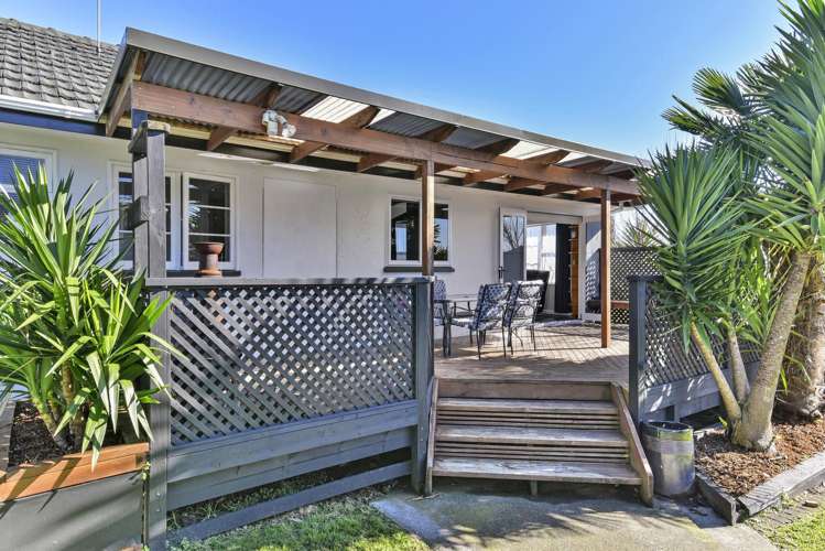 11b View Road Papakura_16