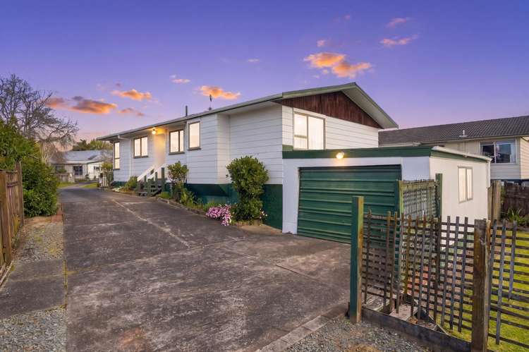5 Vanden Place Henderson_21