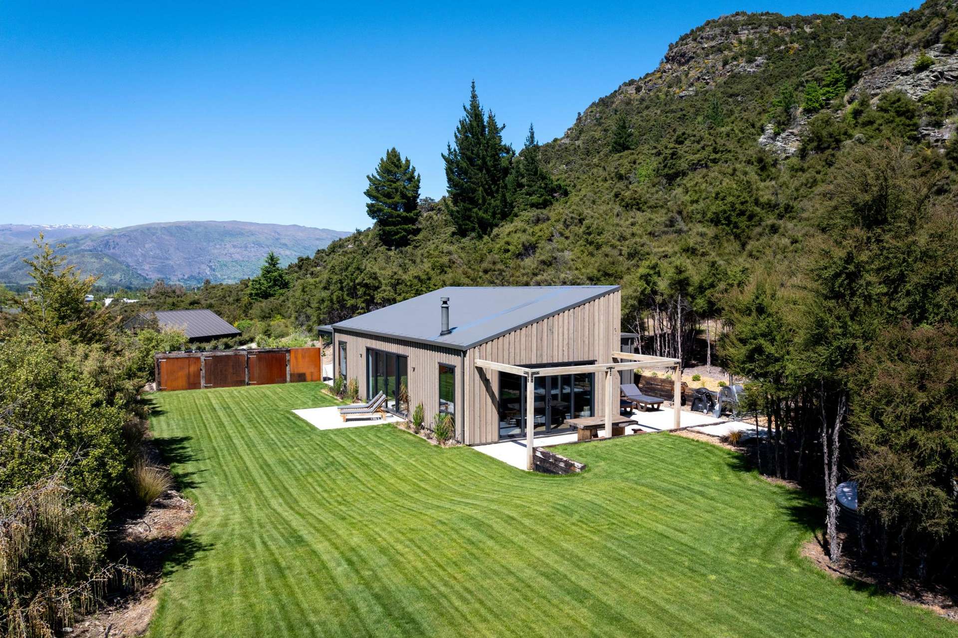 10 Goldie Lane Albert Town_0