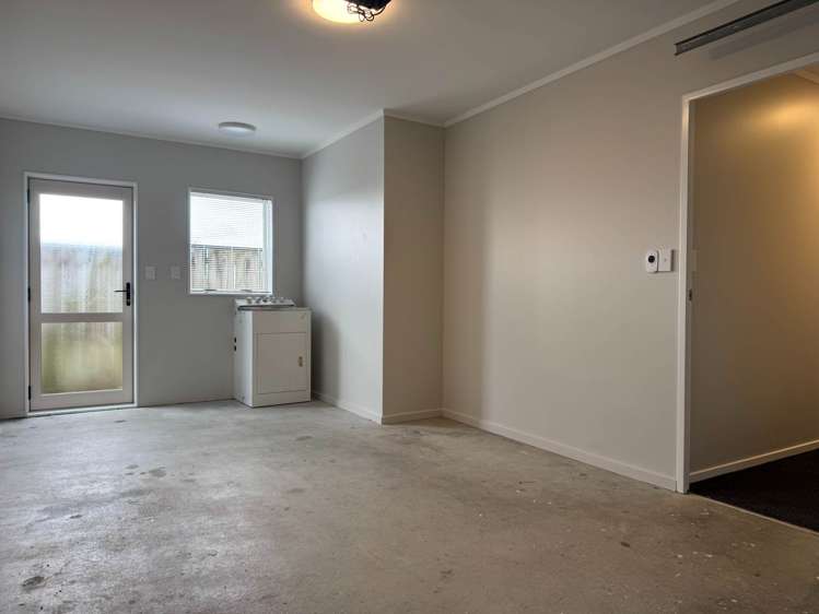 12/520 Don Buck Road Westgate_10