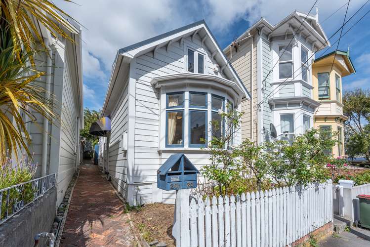 20 Queen Street Mount Victoria_17