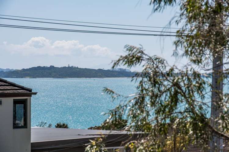 2 Beach Road 10688_25