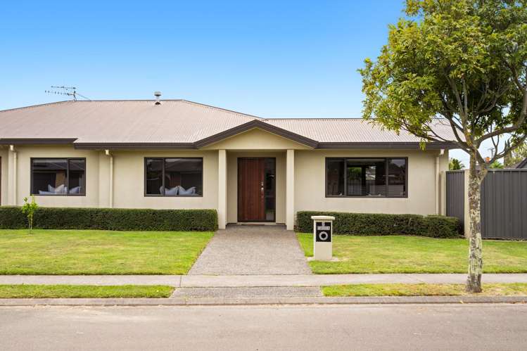 2 Harrison Court Clive_15