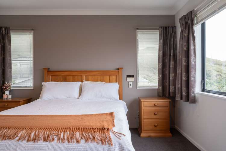 49 Erlestoke Crescent Churton Park_17