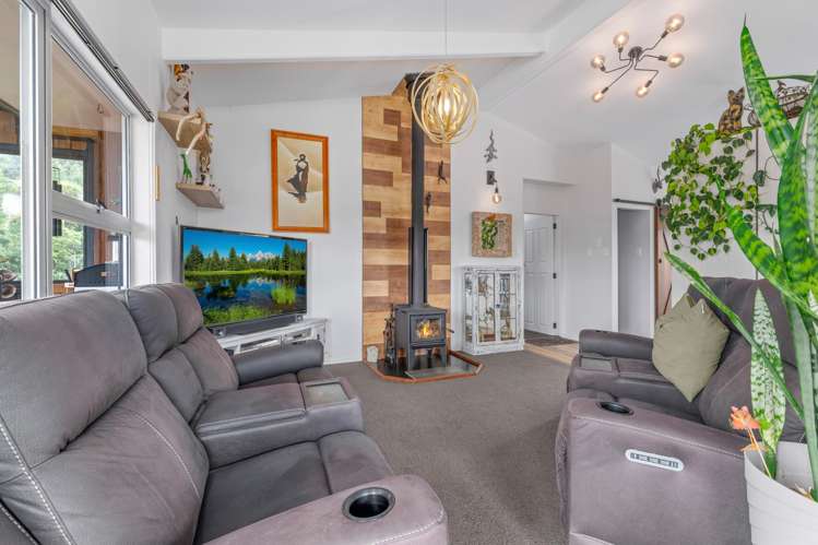 32 Moana View Road Waikawa Bay_18