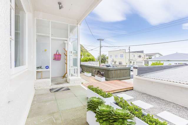 8 Trent Street Island Bay_2