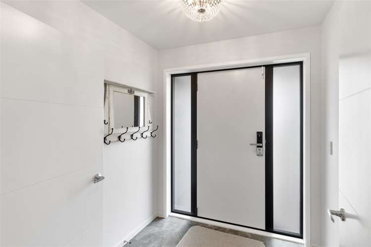 31 Bronco Drive Aidanfield_19