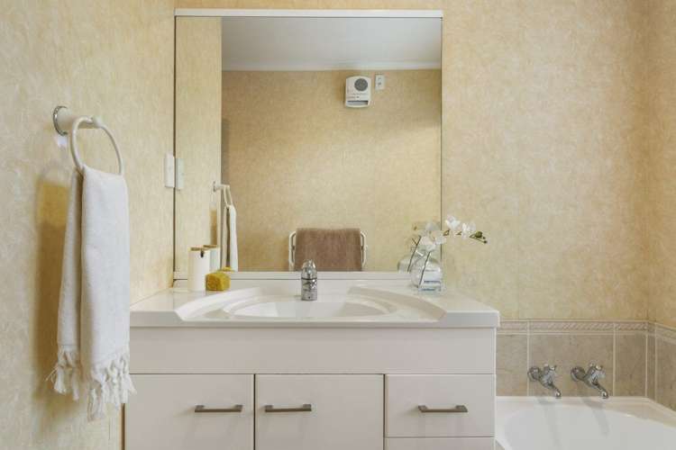 84 Denny Hulme Drive Mount Maunganui_14