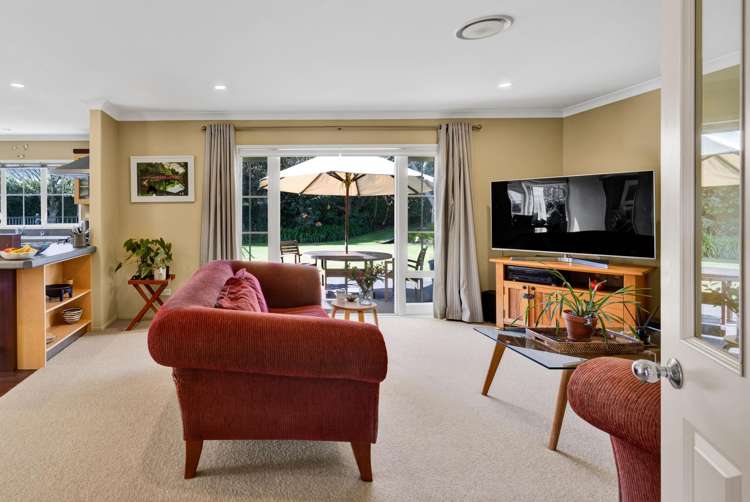 51 Shelter Grove Frankleigh Park_9