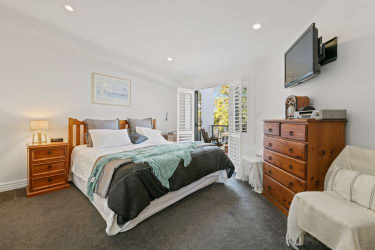 2/177 Hurstmere Road Takapuna_11