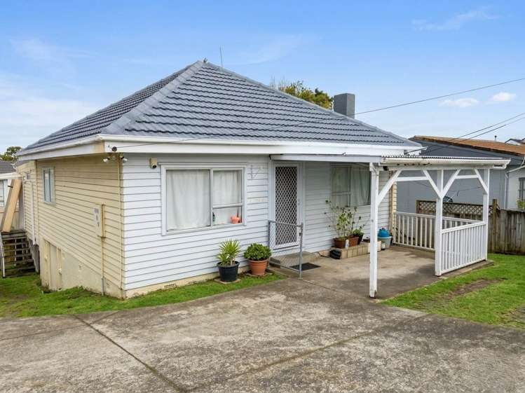 482A Hillsborough Road Mt Roskill_10