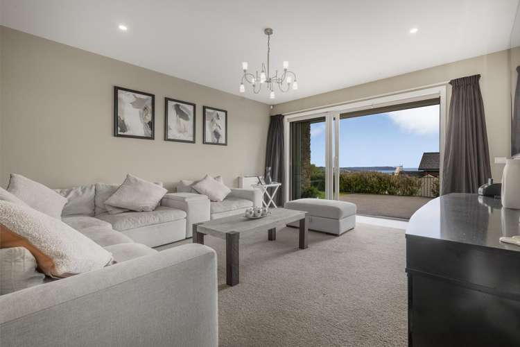 18 Kahurangi Heights Aotea_9