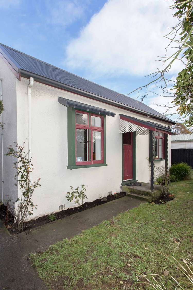 184 Hastings Street East Waltham_16