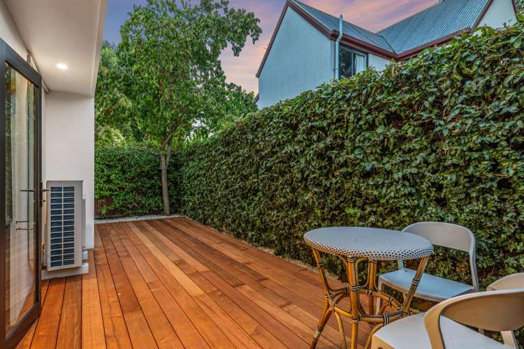 2/8 Mayfair Street Riccarton_4