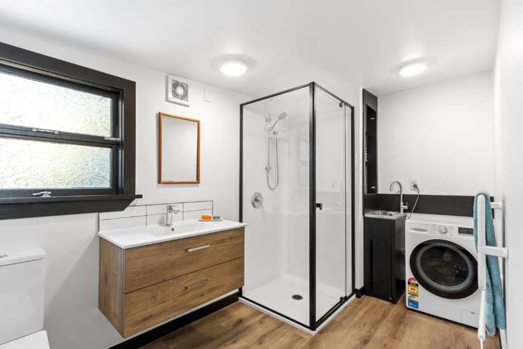 290 Pine Avenue South New Brighton_5