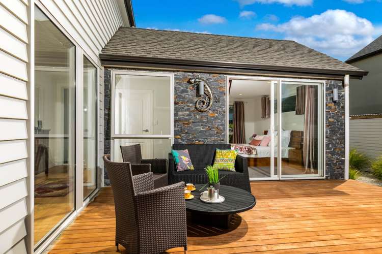 24 Westerley Place Long Bay_16