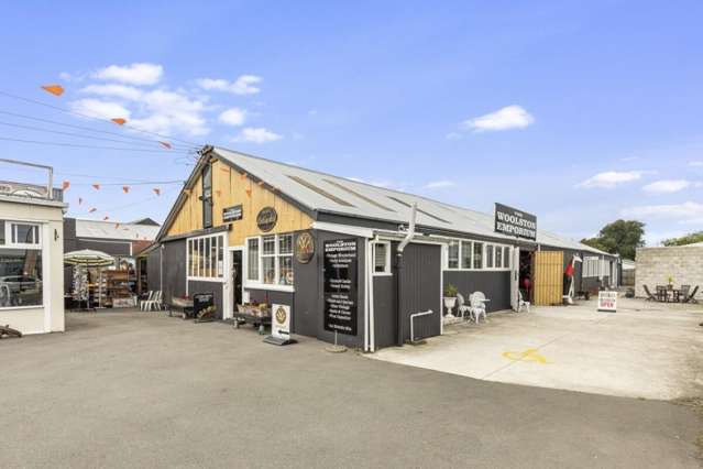 374 Ferry Road Woolston_4