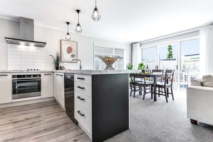 11 Drower Glen Flagstaff_12