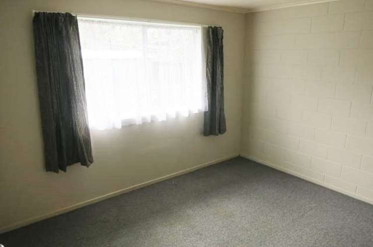 5unit Featon Road Waihi_8