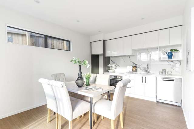 1-5 /49 Oaktree Avenue Browns Bay_2