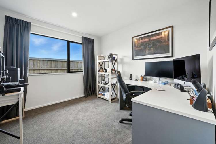 29 Plover Avenue Amberley_9