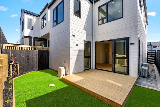 70 Marendellas Drive Bucklands Beach_1