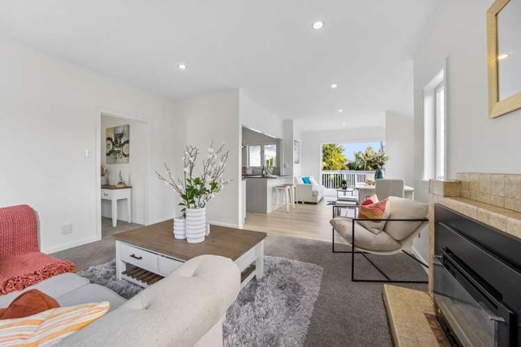 67 Golf Road New Lynn_5