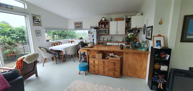 123 Wellington Road Paekakariki_5