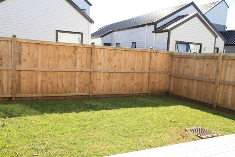 17 John Burn Road Takanini_5