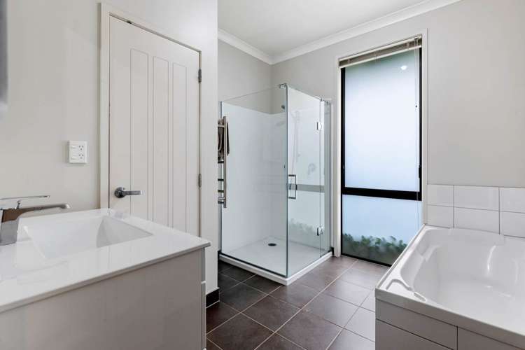 15 Wicklam Lane Greenhithe_17