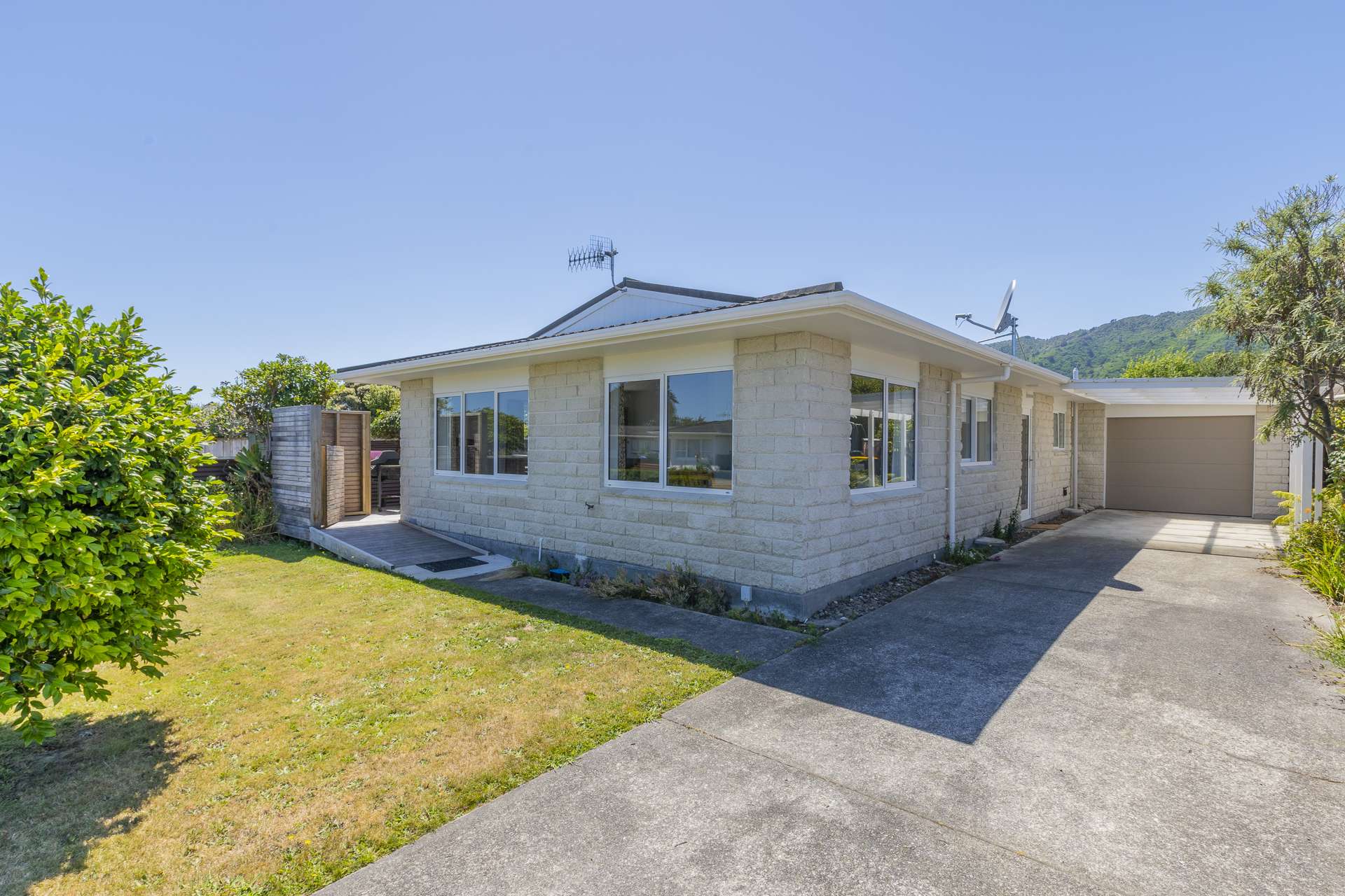 7 Oriwa Street Waikanae_0