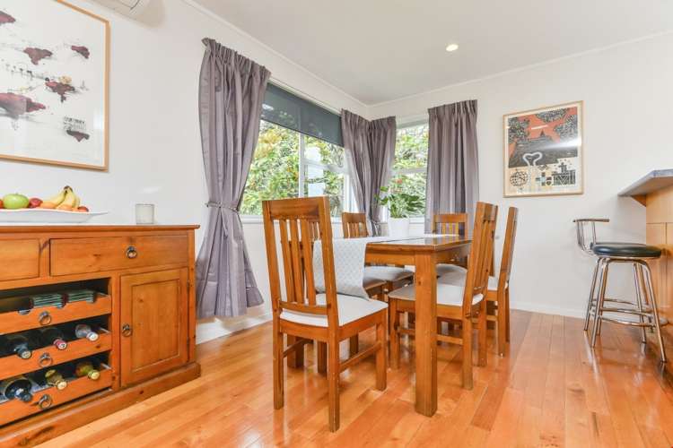 2 Pennycook Place Sunnyhills_12