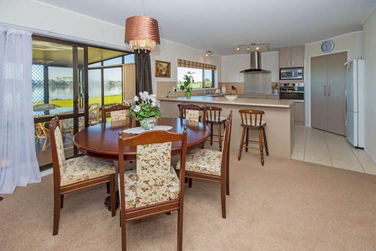 124 Carnoustie Drive Wattle Downs_17