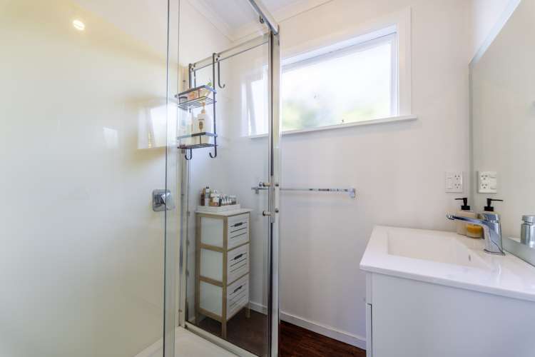 10 Athol Place Highfield_11