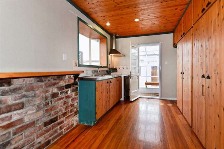 15 Wycola Avenue Hei Hei_7