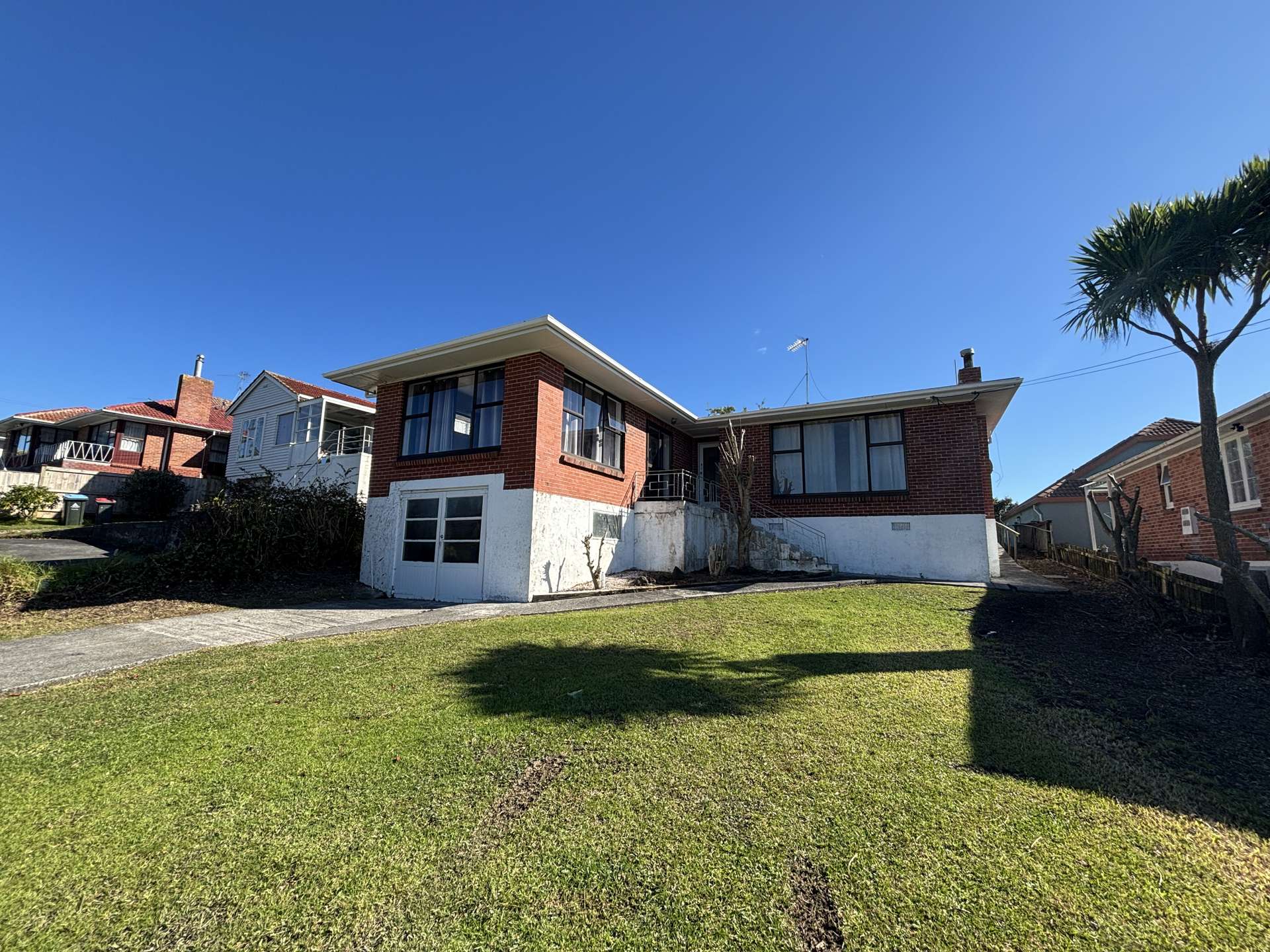 133 White Swan Road Mount Roskill_0