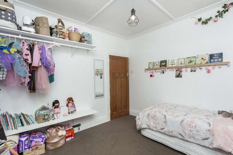 19 Nottingham Crescent Calton Hill_9