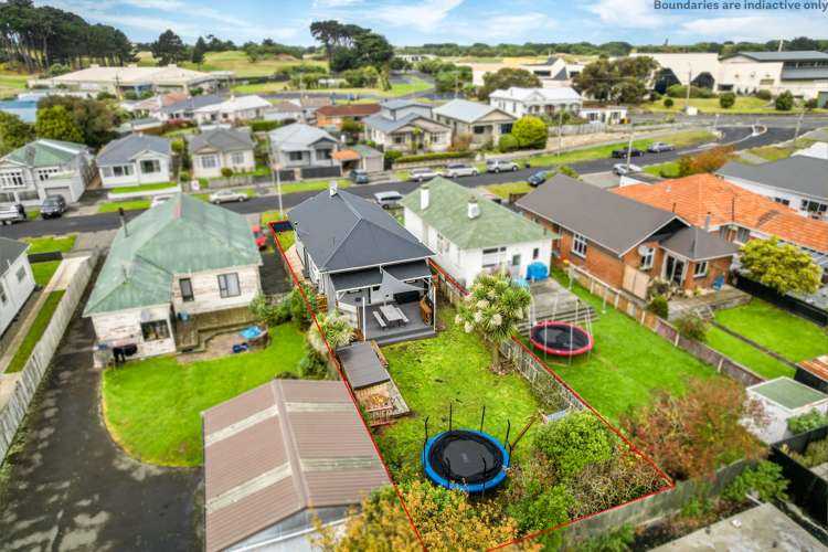 12 Crest Street Tainui_25