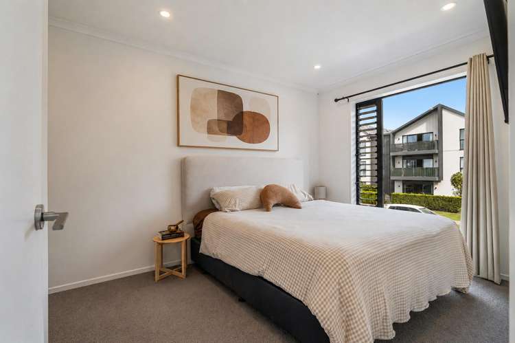 84 Symes Drive Red Beach_14