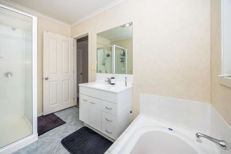 22 Mickelson Avenue Rototuna_14