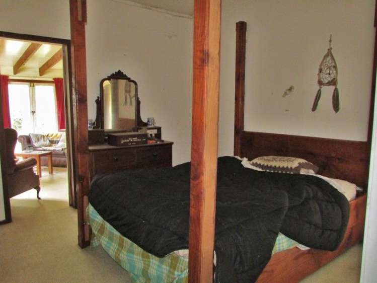 124 Victoria Street Whakatete Bay_16