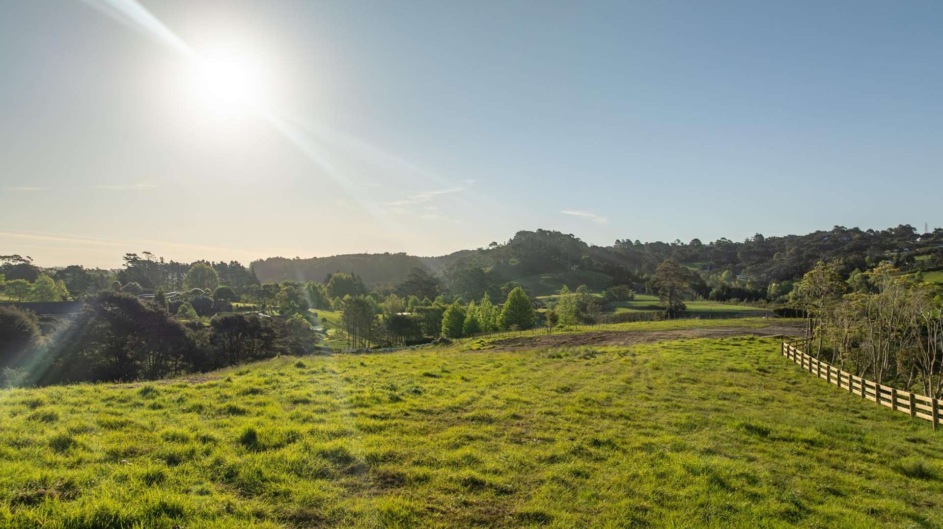 15 Elmore Road Paremoremo_0