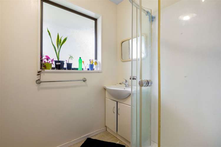 1/25 De Havilland Street Hornby_10