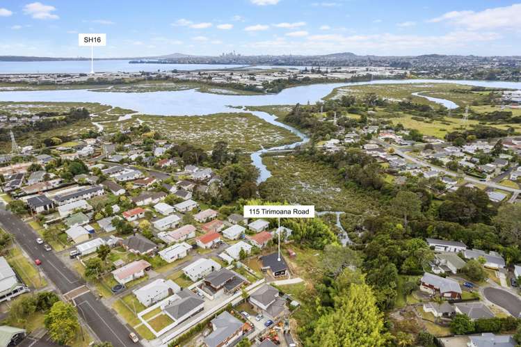 115 Tirimoana Road Te Atatu South_14