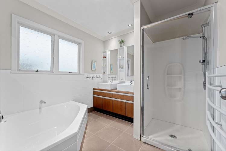 7 Walworth Avenue Pakuranga Heights_13